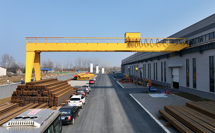 室外堆場 室外堆場